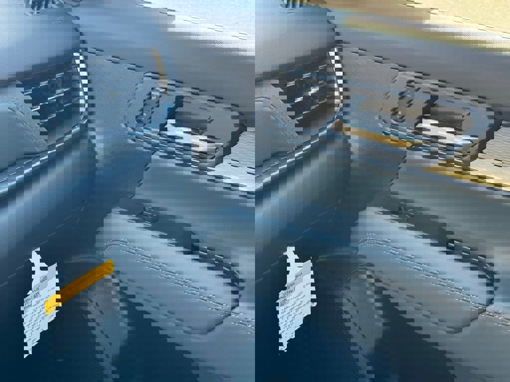 New 2026 GMC Terrain AT4 w/ Convenience Package III image 34