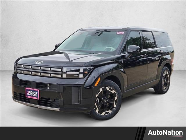 Used 2025 Hyundai Santa Fe SE FWD image 1