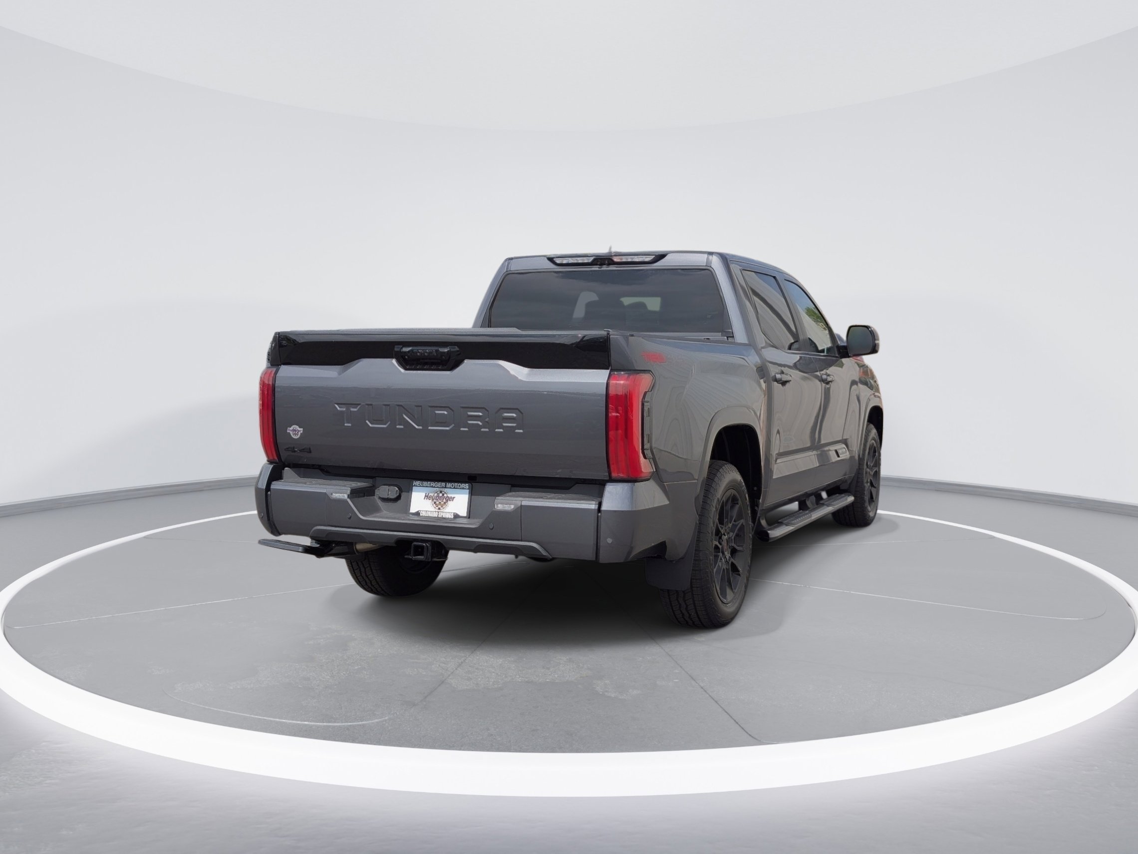 Used 2026 Toyota Tundra Platinum w/ TRD Off-Road Package AWD/4WD image 7