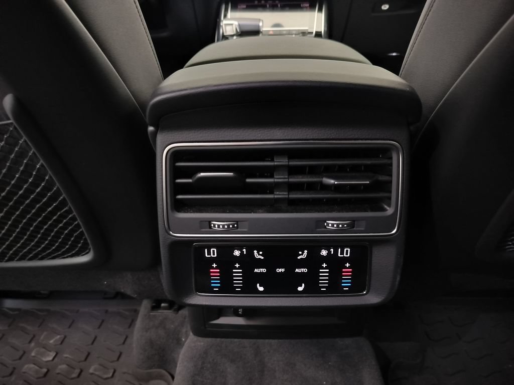 Used 2022 Audi Q7 3.0T Premium Plus AWD/4WD image 20