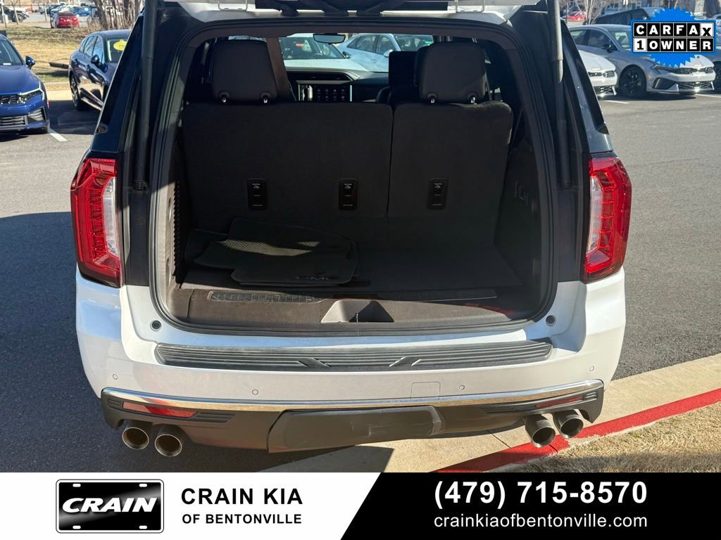 Used 2021 GMC Yukon Denali w/ Denali Premium Package image 7
