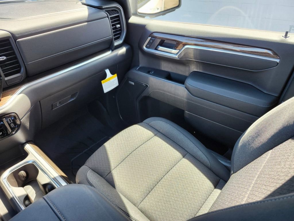 New 2026 Chevrolet Silverado 1500 RST w/ Safety Package AWD/4WD image 13