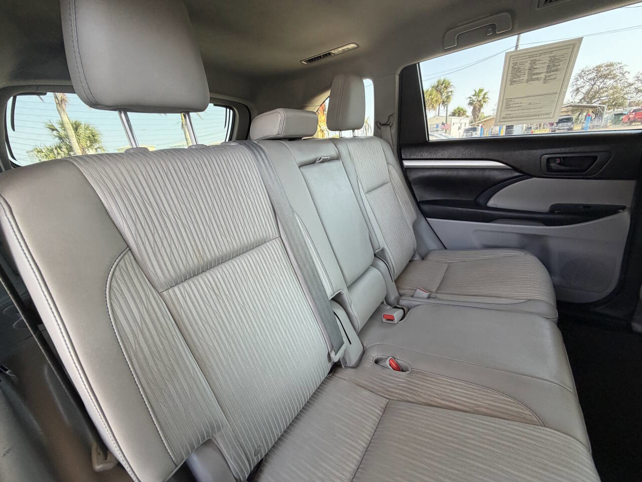 Used 2015 Toyota Highlander Plus image 26