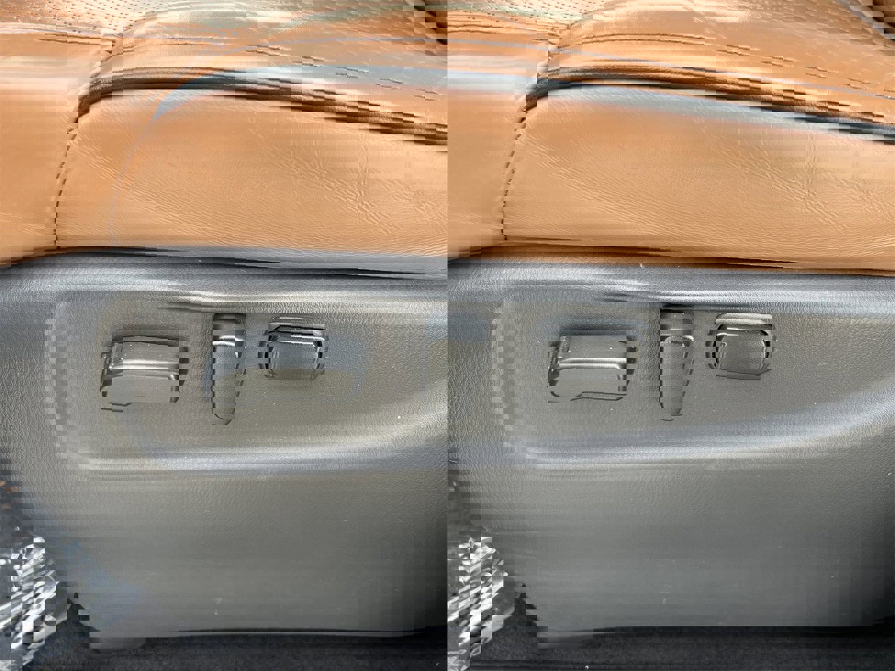 Used 2021 INFINITI QX80 Sensory w/ All-Season Package image 23