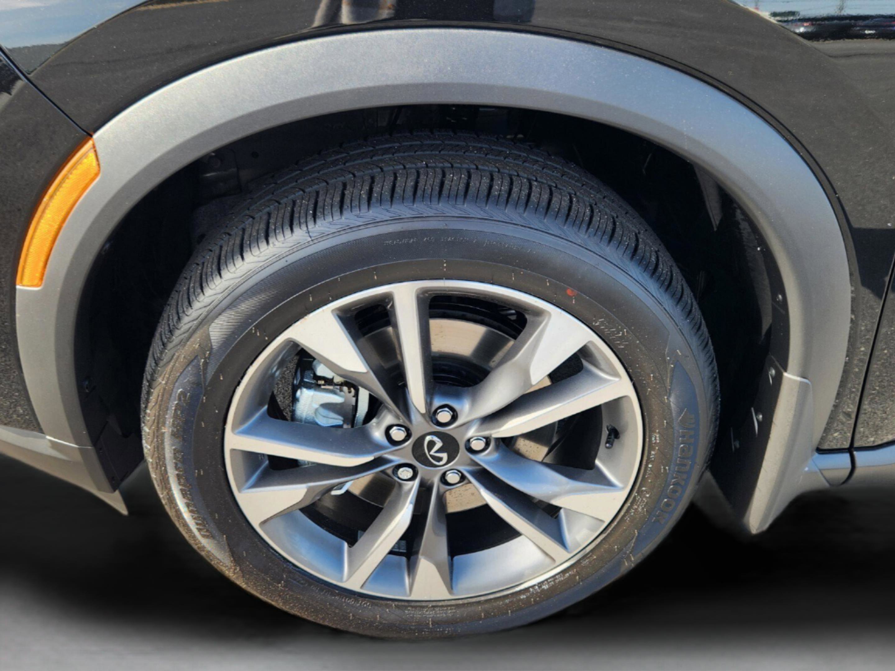 Certified 2025 INFINITI QX60 Luxe w/ Cargo Package image 30