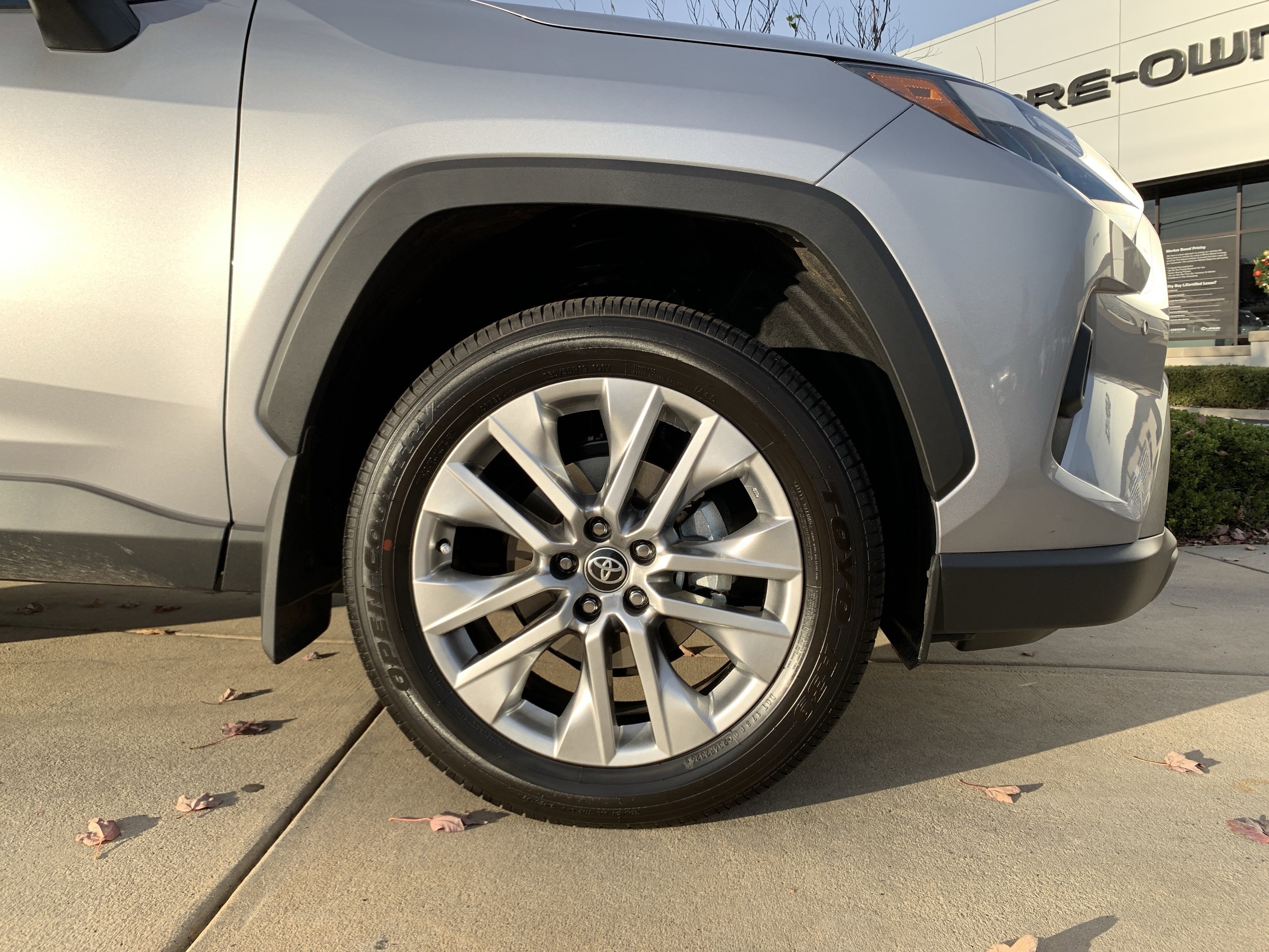 Used 2025 Toyota RAV4 XLE Premium image 13