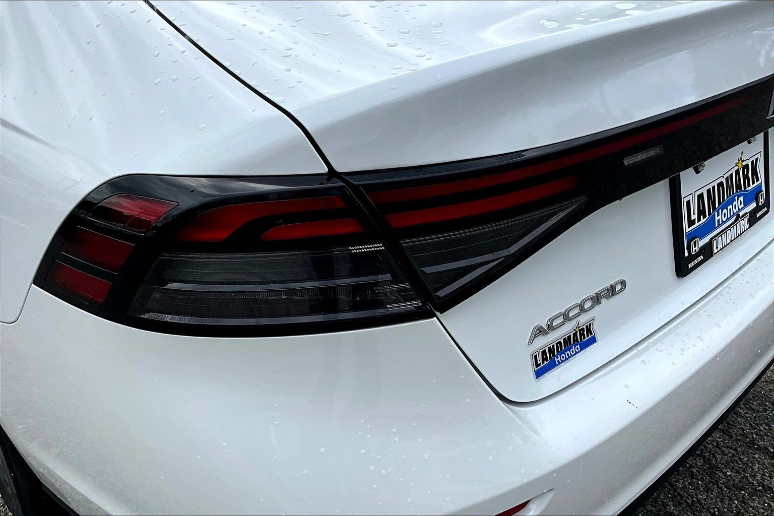 Used 2023 Honda Accord EX image 31