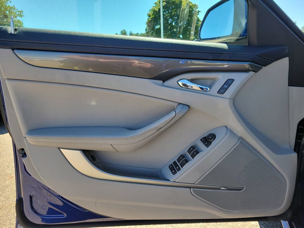 Used 2013 Cadillac CTS Luxury AWD/4WD image 5