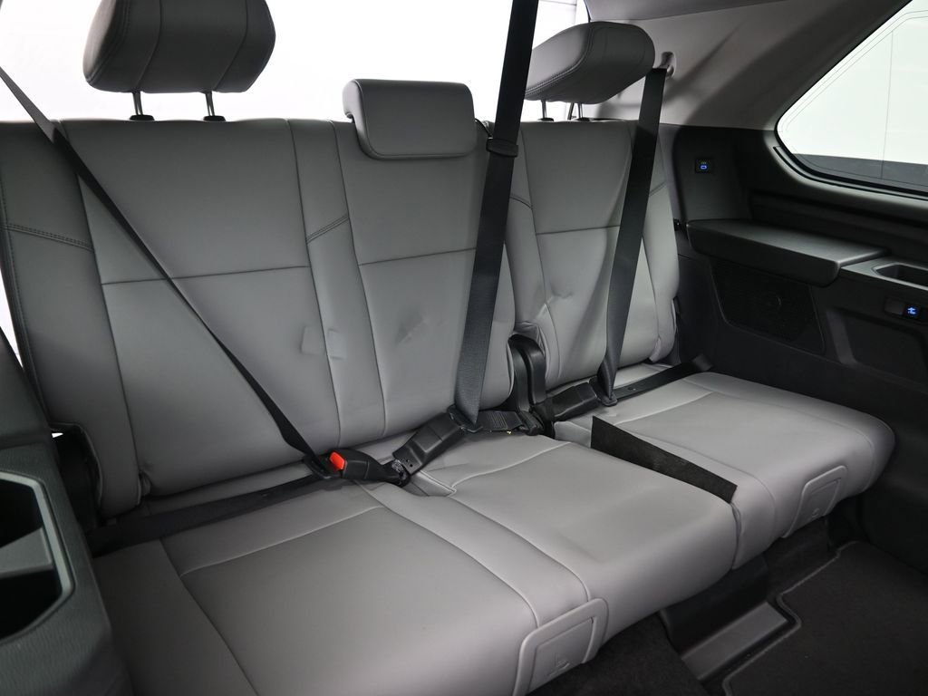 Used 2024 Toyota Sequoia Limited image 15