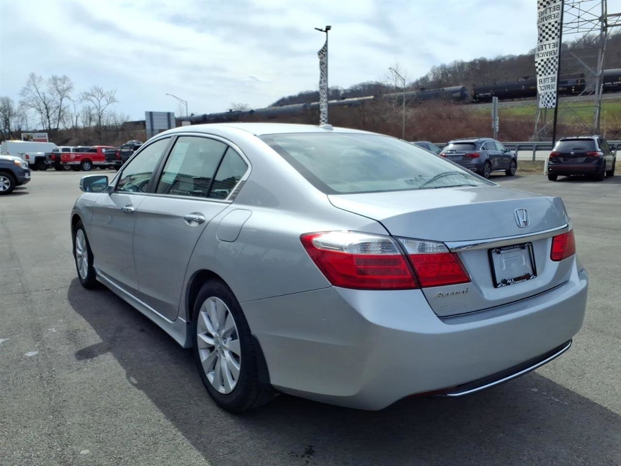 Used 2013 Honda Accord EX-L image 3