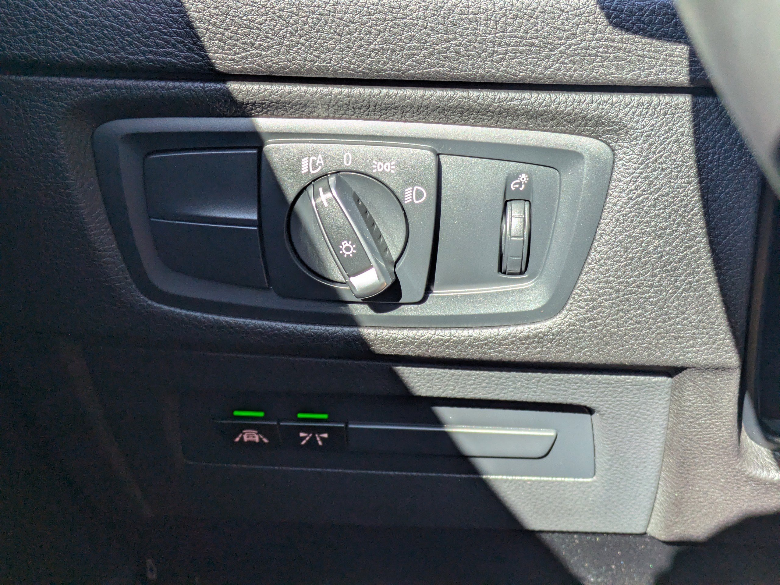 Used 2021 BMW M2 Competition w/ Executive Package image 29