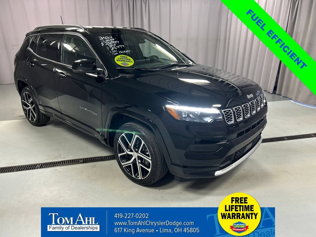 Used 2024 Jeep Compass Limited w/ Elite Group AWD/4WD image 1