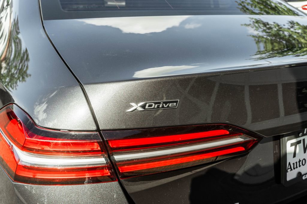Used 2026 BMW 530i xDrive AWD/4WD image 41