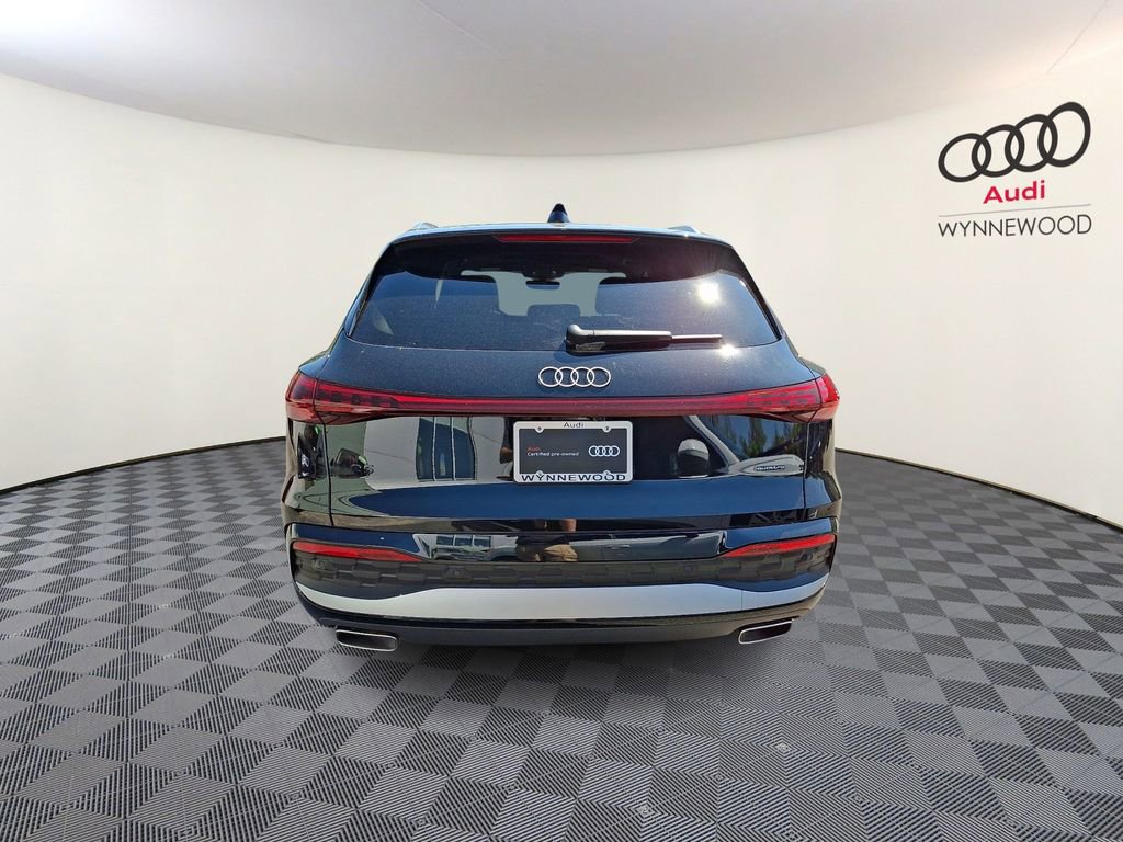Certified 2025 Audi Q5 Premium w/ Convenience Package AWD/4WD image 5