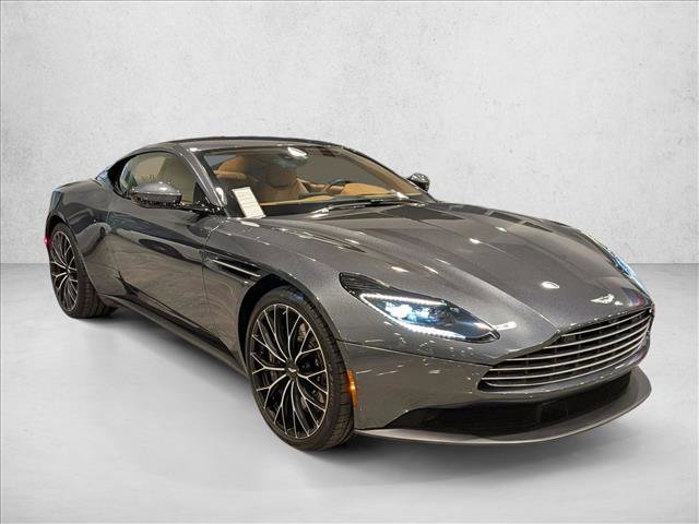 Used 2023 Aston Martin DB11 Coupe image 3