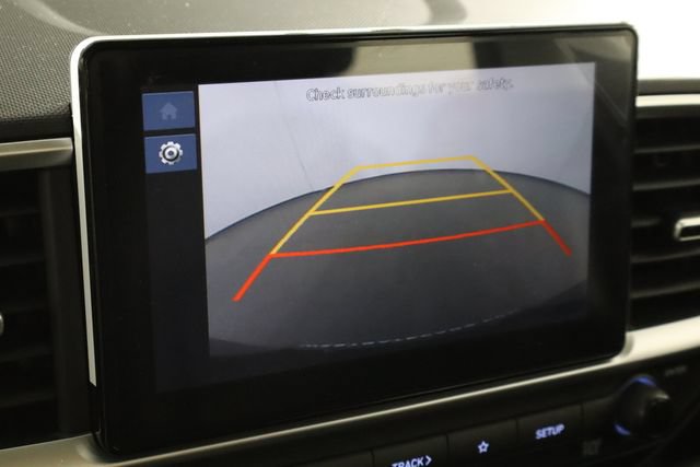 Used 2025 Hyundai Venue SE FWD image 31