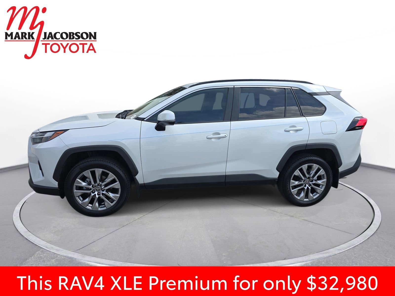 Used 2024 Toyota RAV4 XLE Premium w/ Weather Package image 14