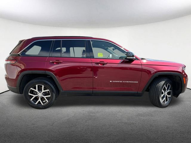 Used 2024 Jeep Grand Cherokee Limited image 18
