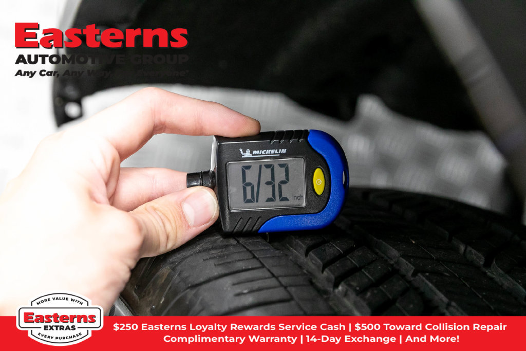 Used 2023 Toyota Tundra Platinum AWD/4WD image 31