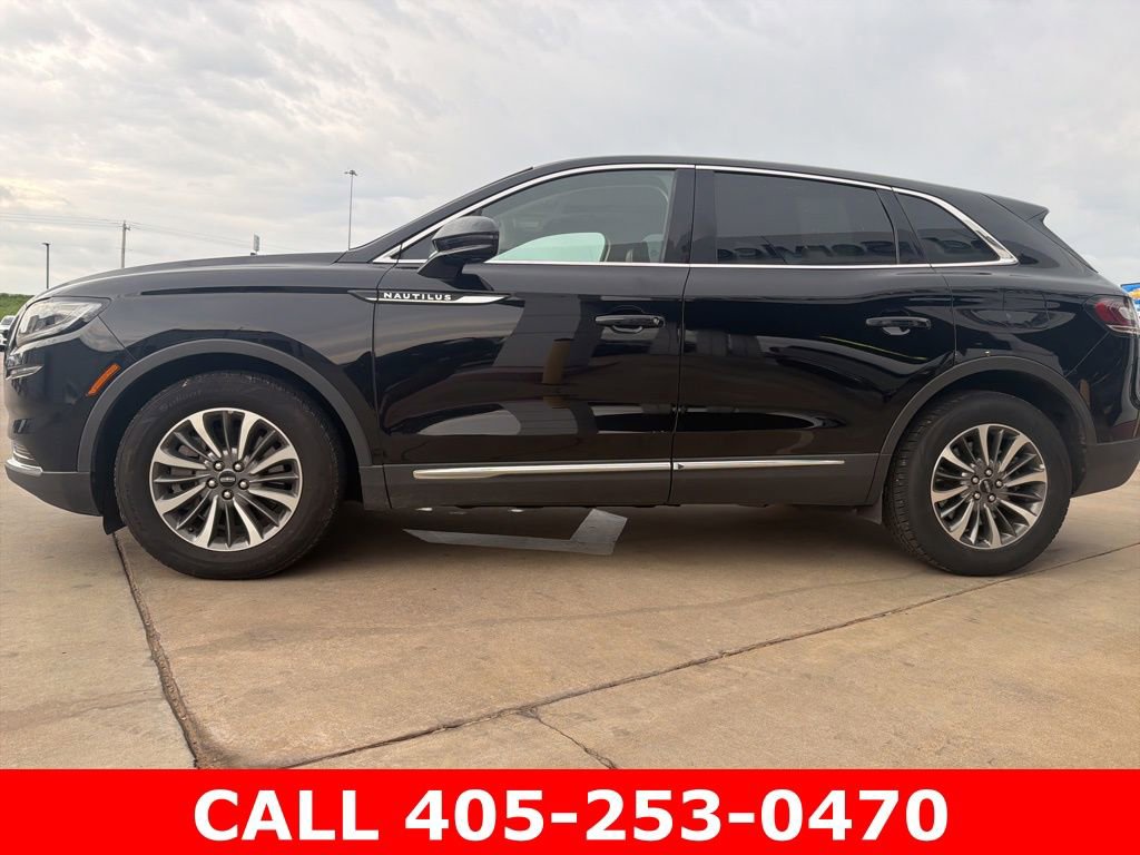 Used 2023 Lincoln Nautilus Reserve AWD/4WD image 5