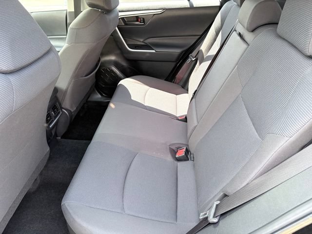 Used 2023 Toyota RAV4 LE AWD/4WD image 7