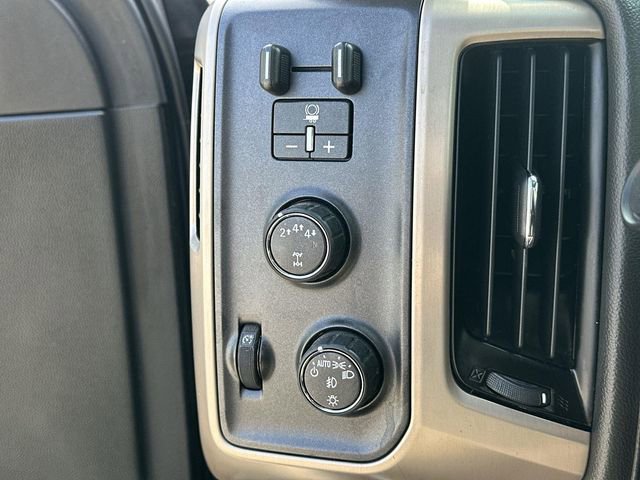 Used 2017 GMC Sierra 2500 Denali w/ Duramax Plus Package image 16