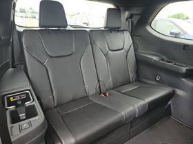 Used 2026 Lexus TX 500h AWD image 9