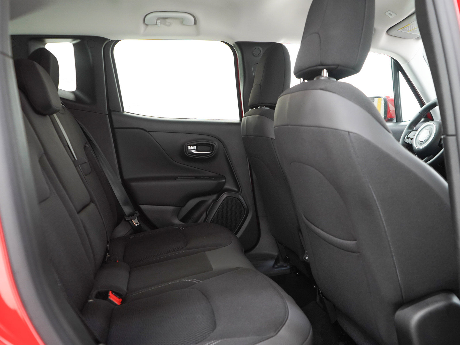 Used 2022 Jeep Renegade Latitude w/ Convenience Group AWD/4WD image 11