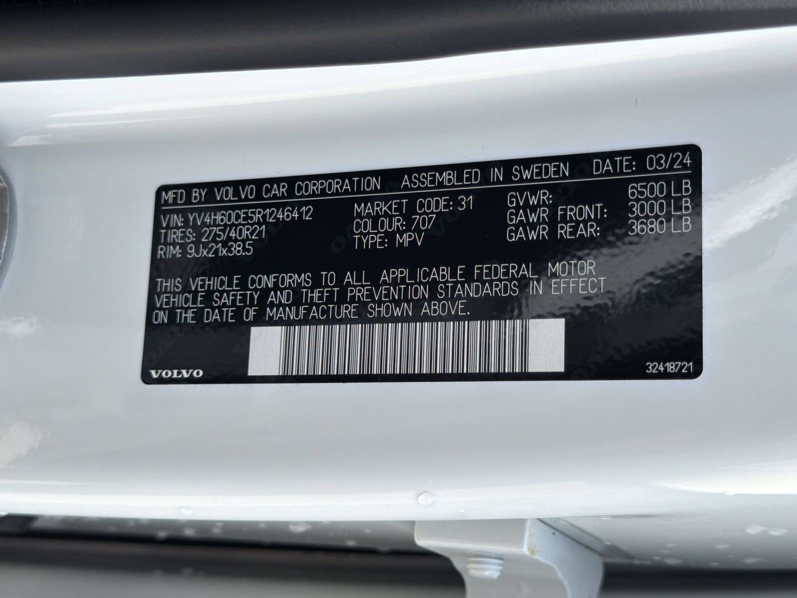 Certified 2024 Volvo XC90 T8 Plus w/ Protection Package Premier AWD/4WD image 19