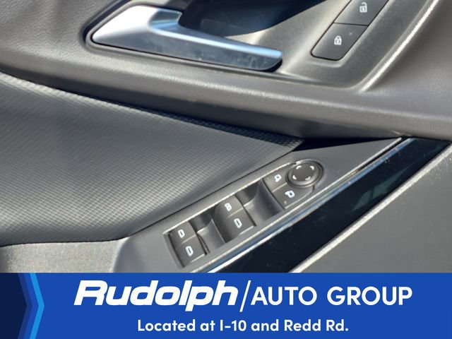 Used 2026 Chevrolet Equinox LT AWD/4WD image 11
