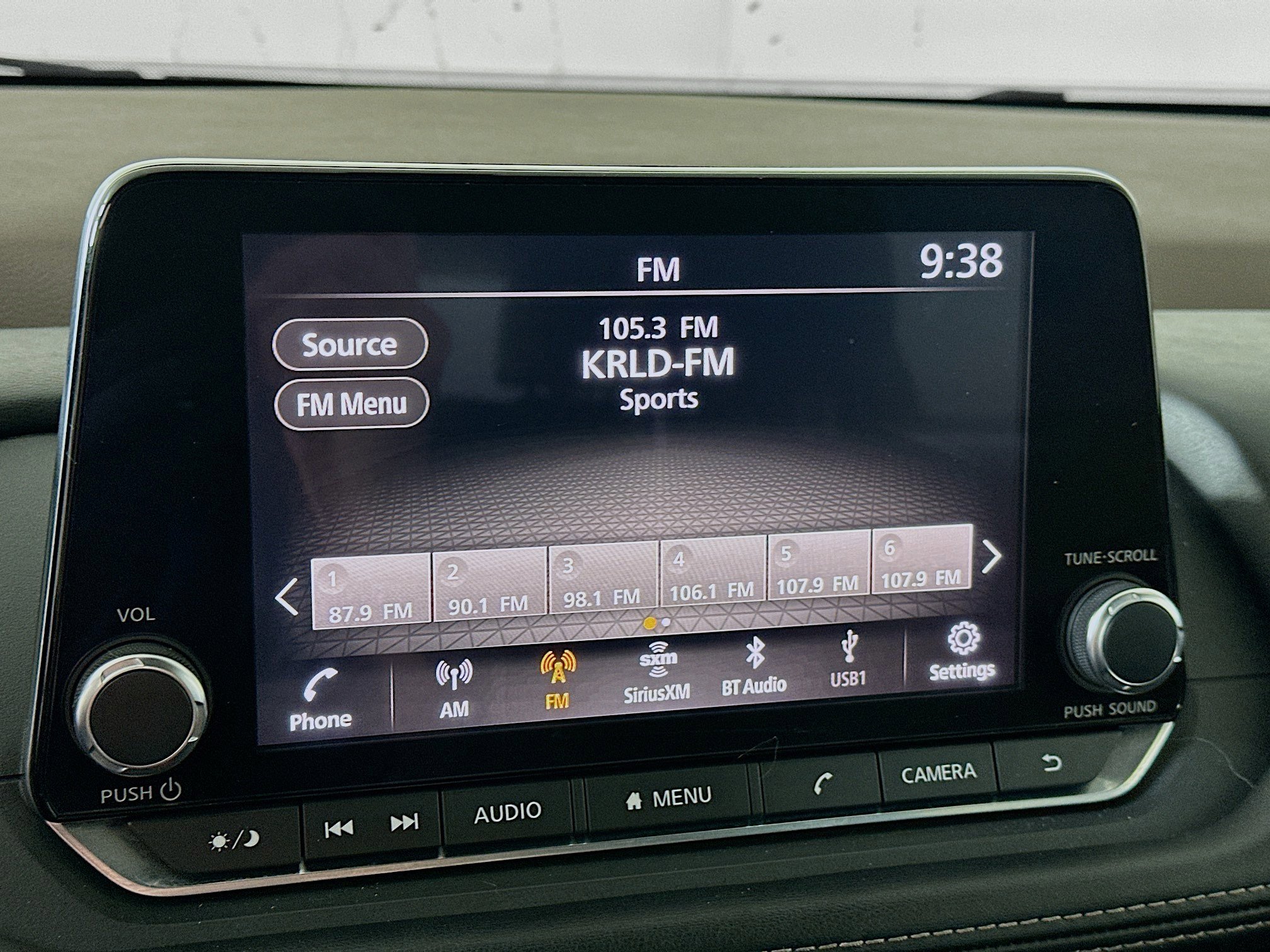 Used 2022 Nissan Rogue SV AWD/4WD image 21