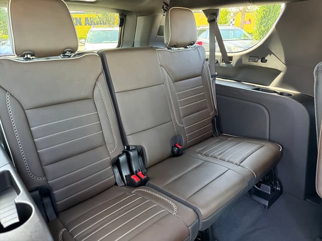 New 2026 GMC Yukon XL Denali Ultimate AWD/4WD image 23