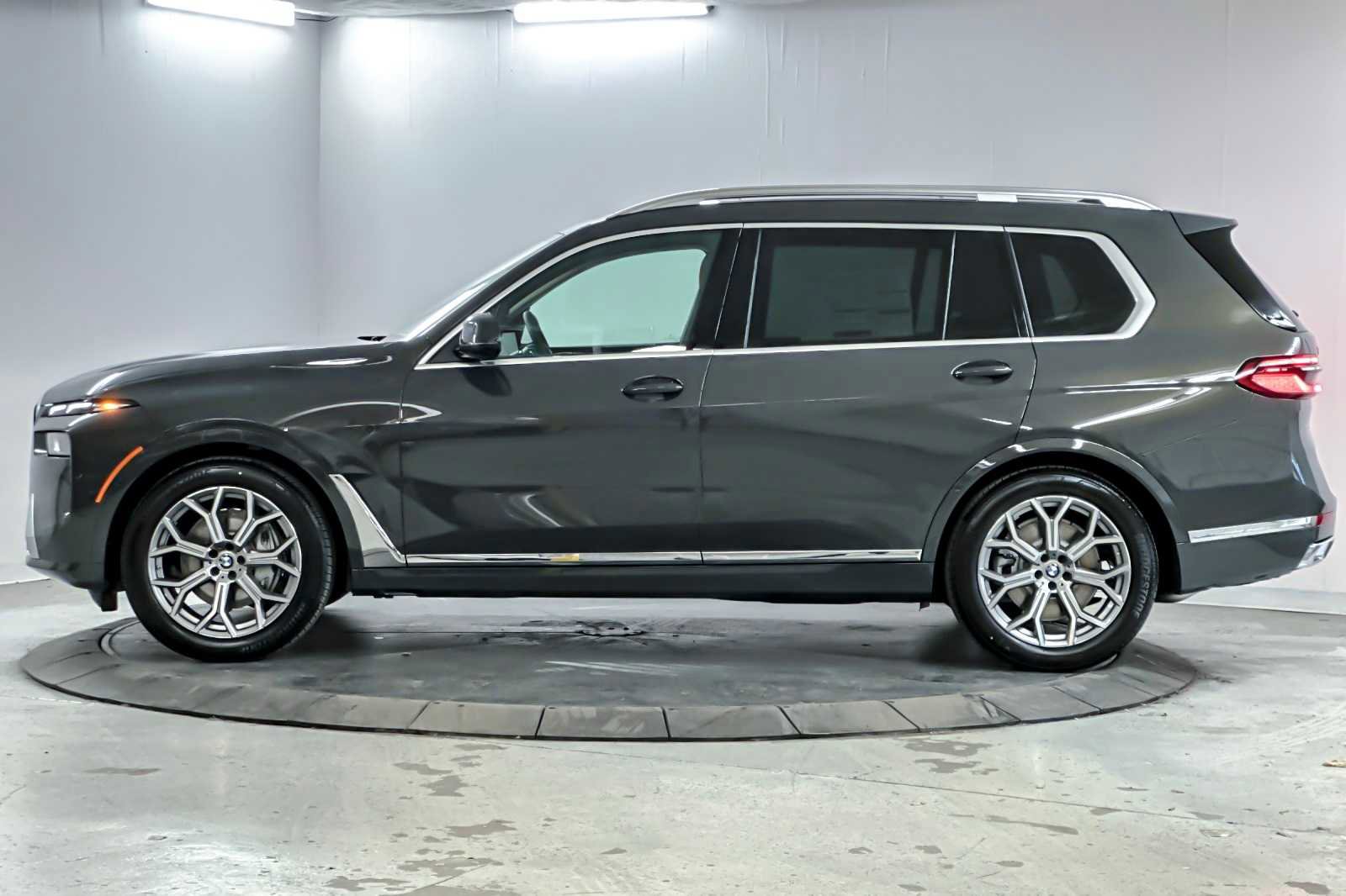 New 2026 BMW X7 xDrive40i image 5
