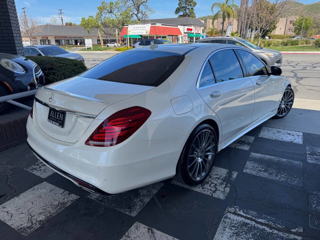 Used 2014 Mercedes-Benz S 550 Sedan image 3