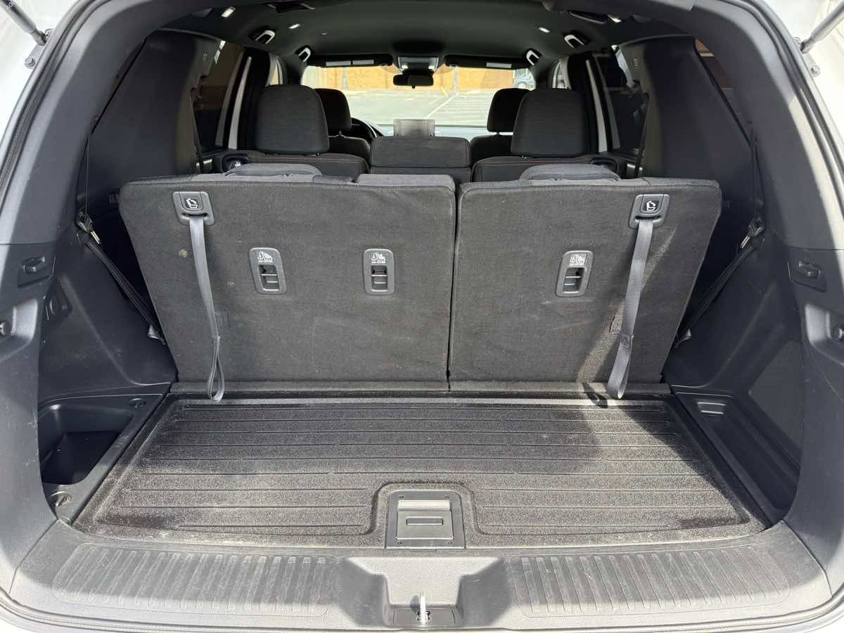 Used 2024 Honda Pilot Sport image 25