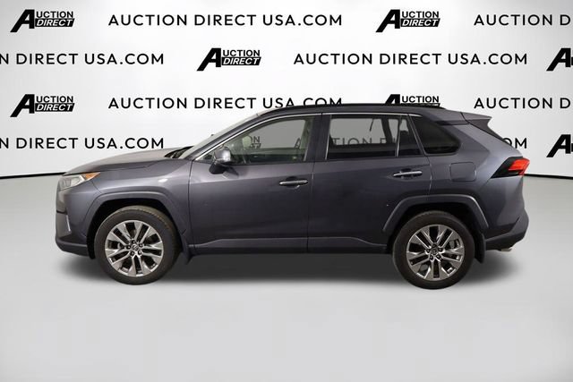Used 2019 Toyota RAV4 Limited w/ Cold Weather Package AWD/4WD image 6