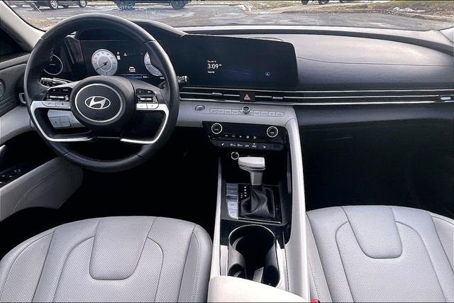 Certified 2024 Hyundai Elantra Limited image 16