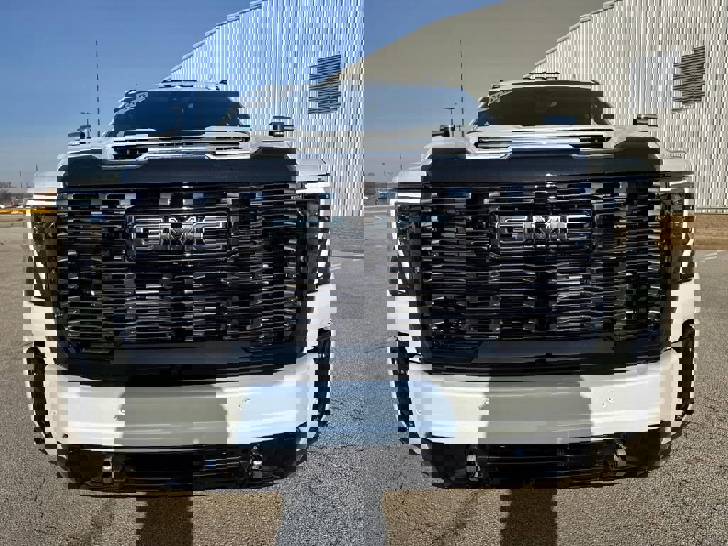New 2026 GMC Sierra 2500 Denali Ultimate image 8