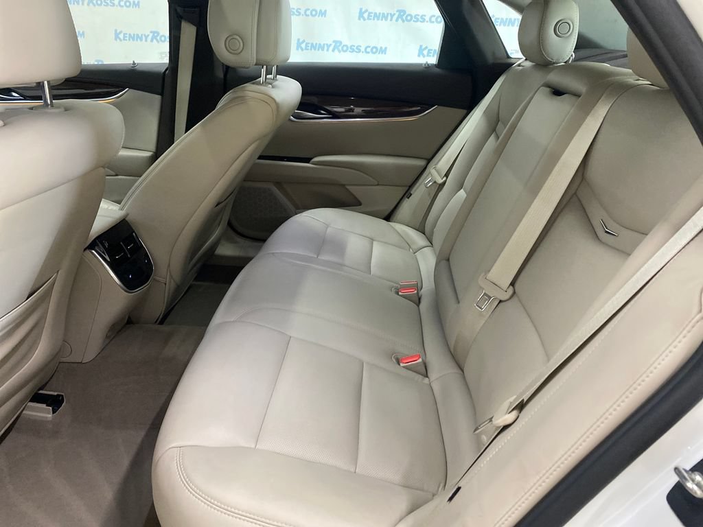 Used 2014 Cadillac XTS Luxury w/ Driver Awareness Package FWD image 12