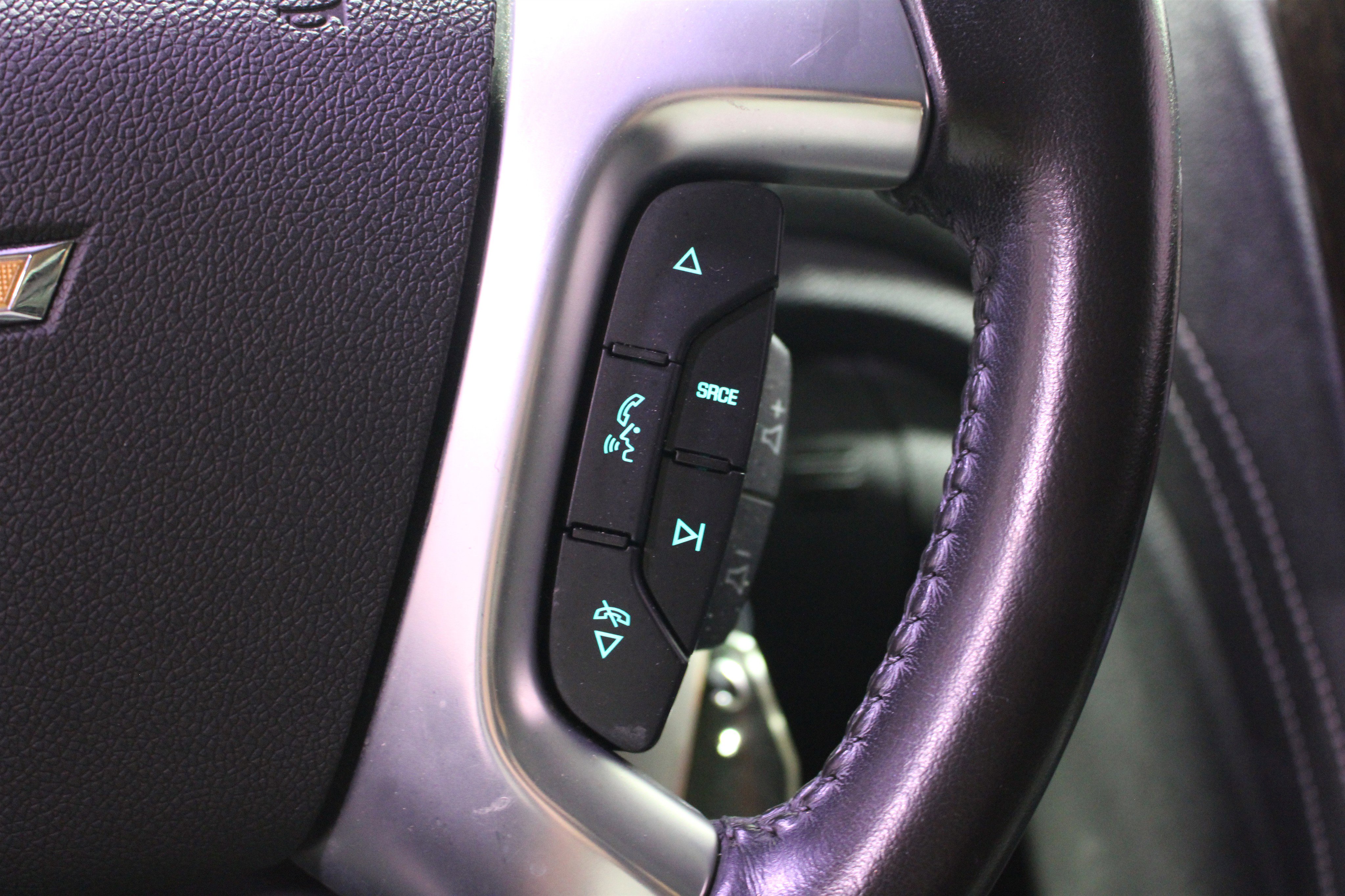 Used 2017 Chevrolet Traverse LT FWD image 11