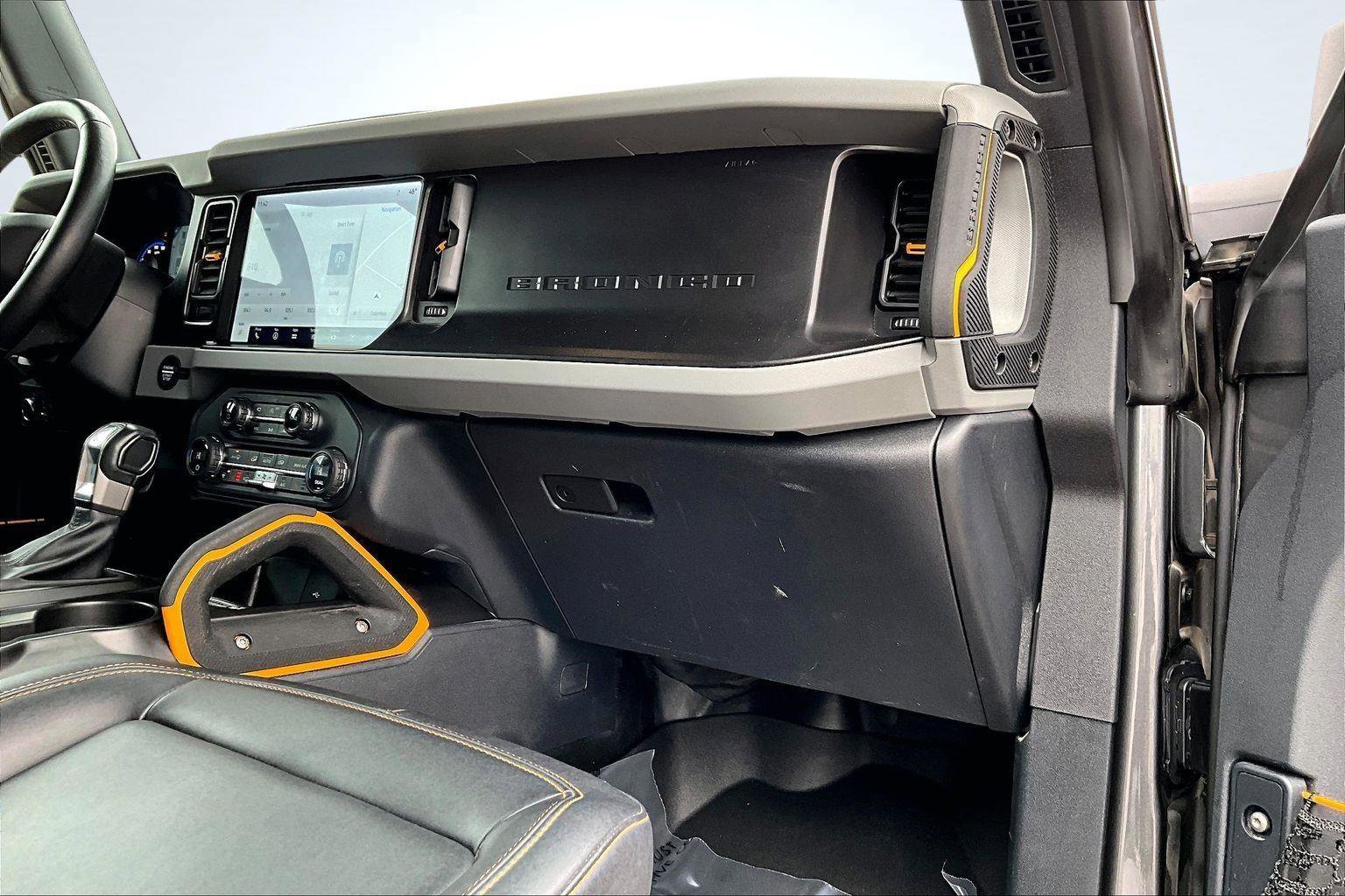 Used 2021 Ford Bronco Badlands image 18