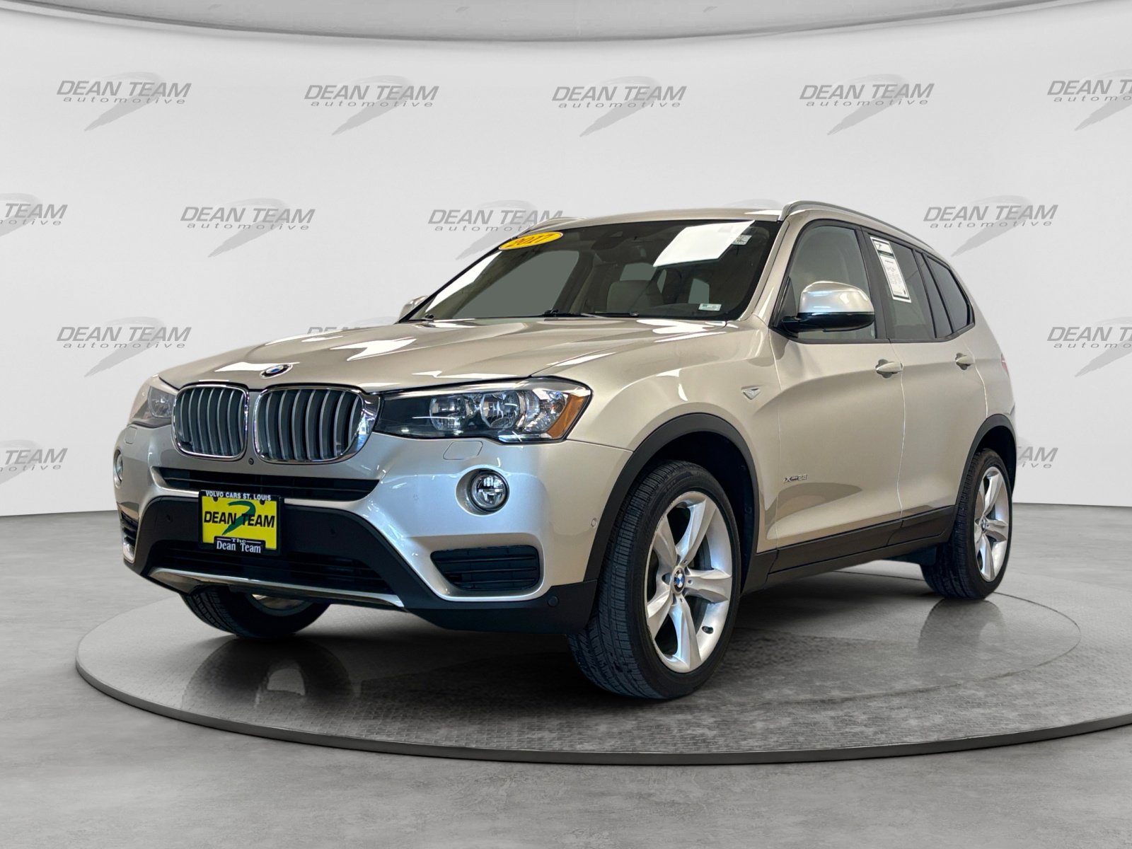Used 2017 BMW X3 xDrive28i AWD/4WD image 3