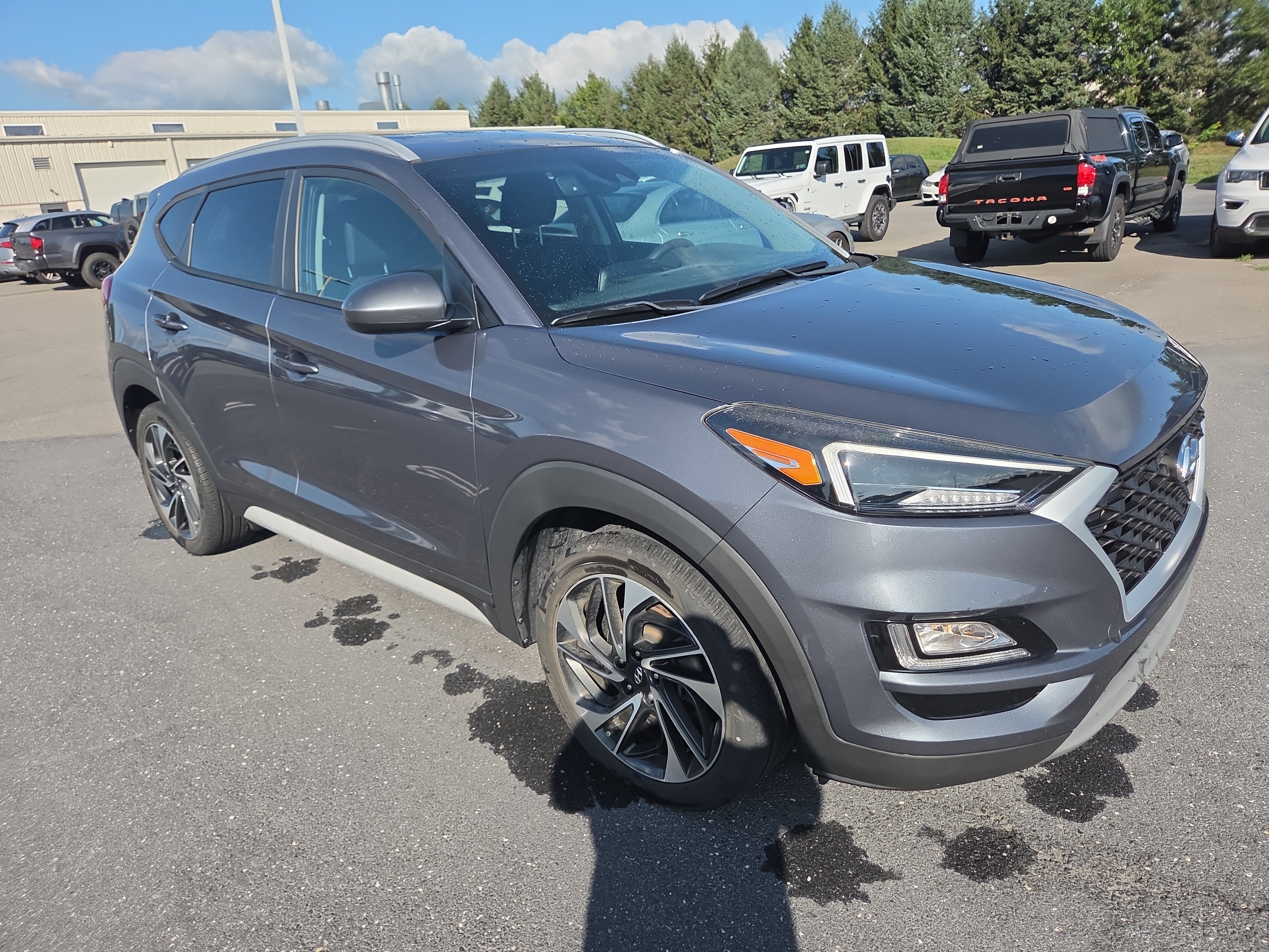 Used 2019 Hyundai Tucson Sport w/ Cargo Package AWD/4WD image 18