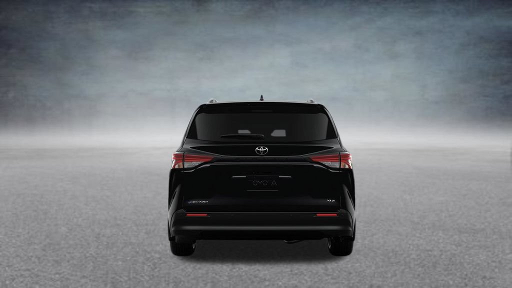 New 2026 Toyota Sienna XLE AWD/4WD image 10