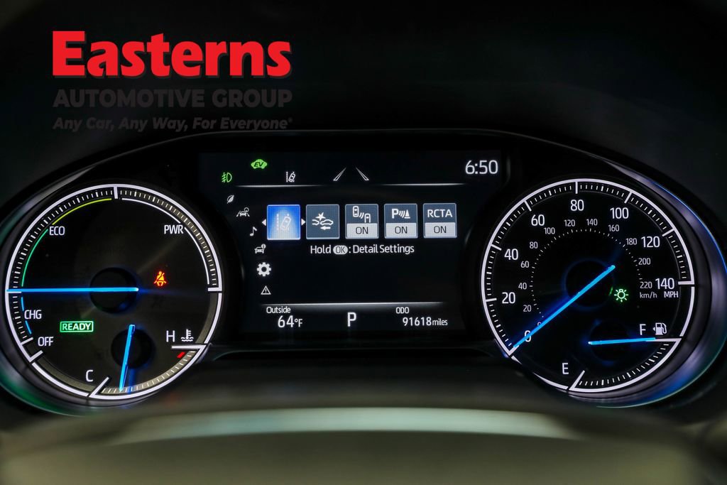 Used 2023 Toyota Venza Nightshade AWD/4WD image 17