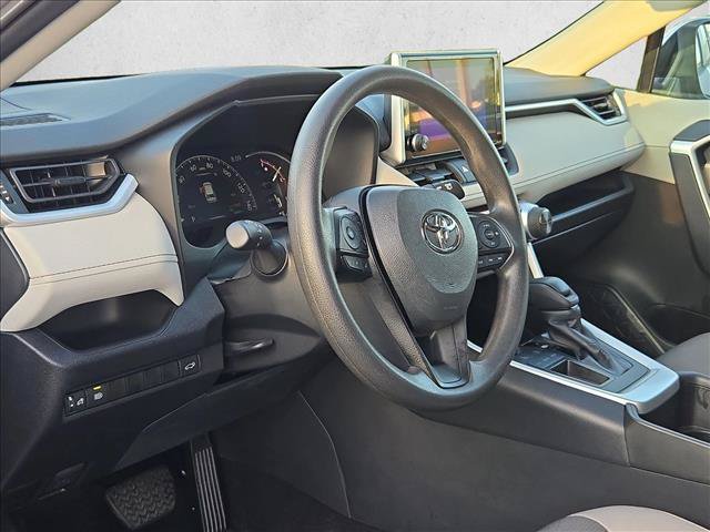 Used 2024 Toyota RAV4 XLE w/ Convenience Package FWD image 10