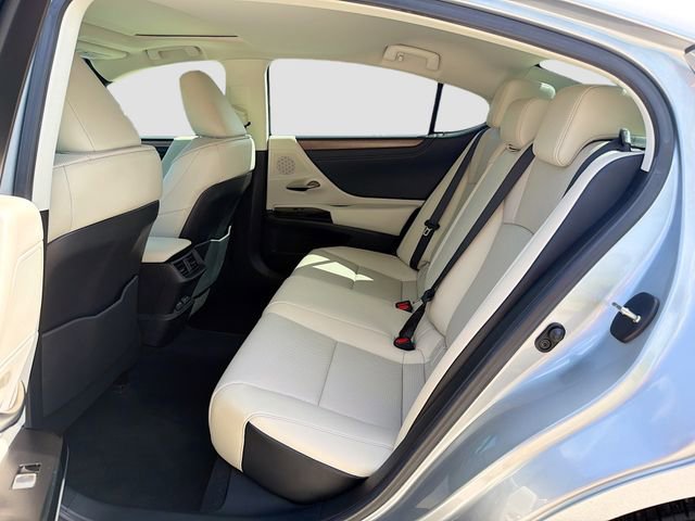Used 2024 Lexus ES 350 w/ Premium Package image 20