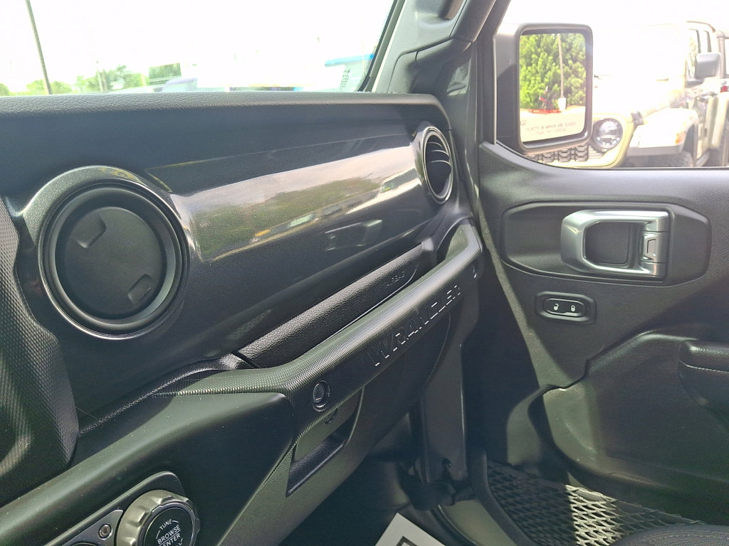 Used 2022 Jeep Wrangler Unlimited Sport AWD/4WD image 31