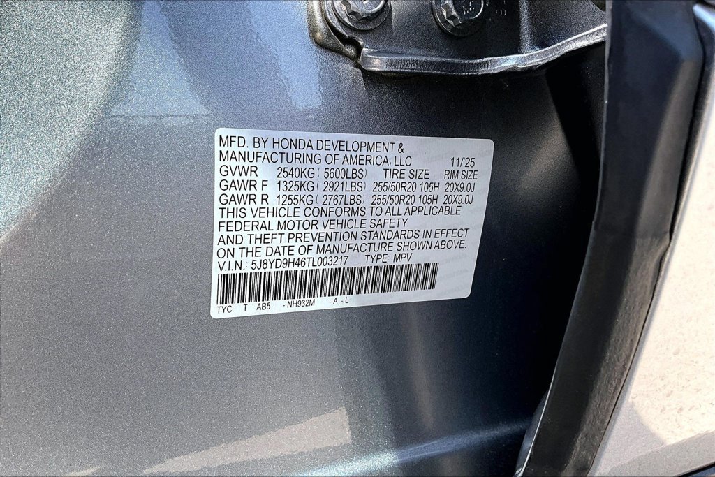 Certified 2026 Acura MDX w/ Technology Package FWD image 38