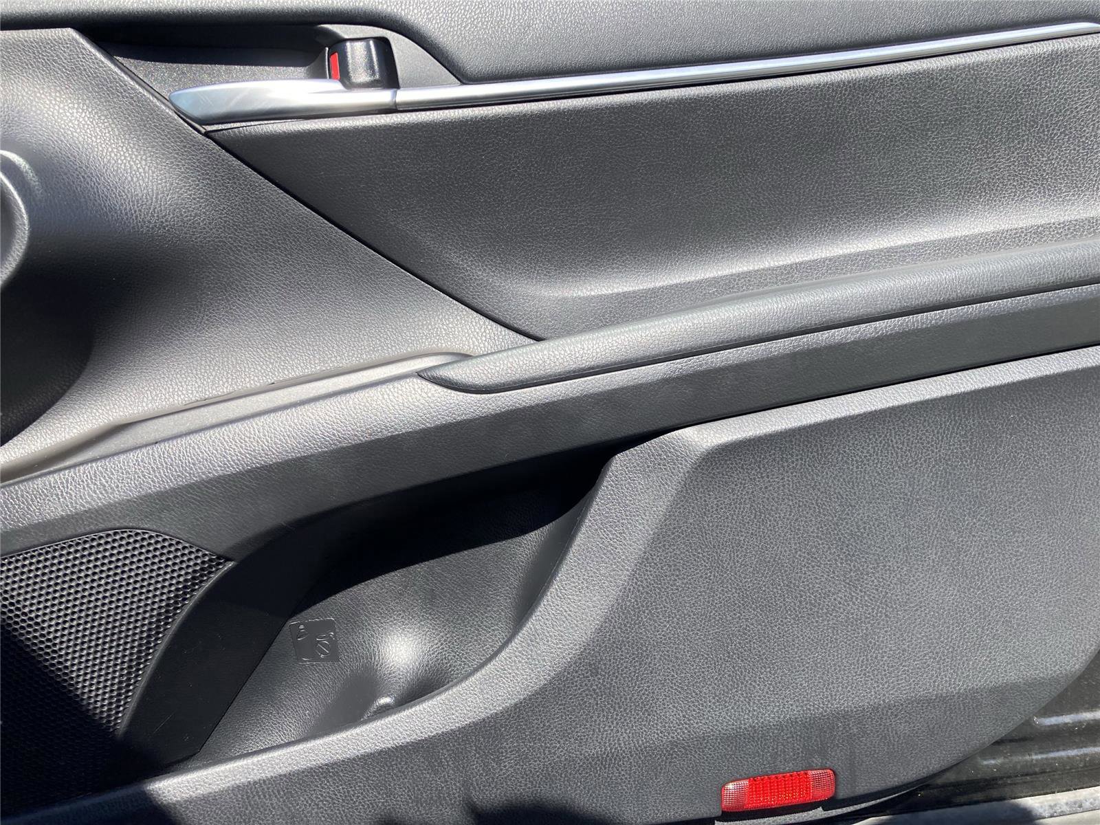 Used 2024 Toyota Camry LE image 32